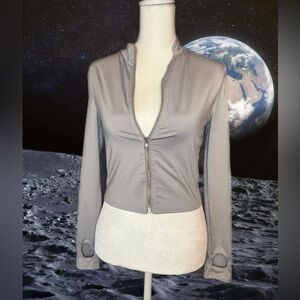 NWOT Grey/Silver Running Long Sleeve